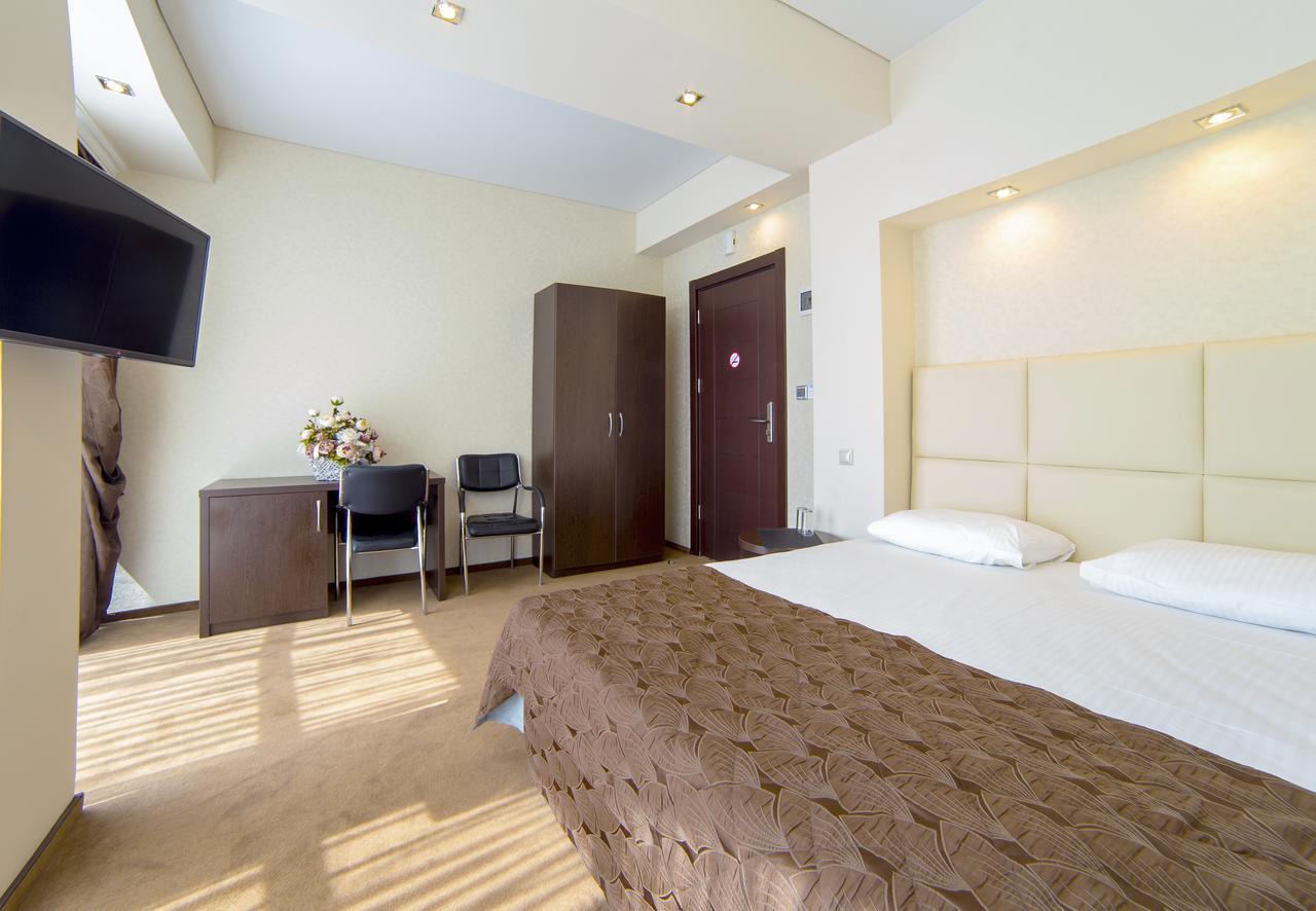 Grand Hotel Gagra Exterior foto