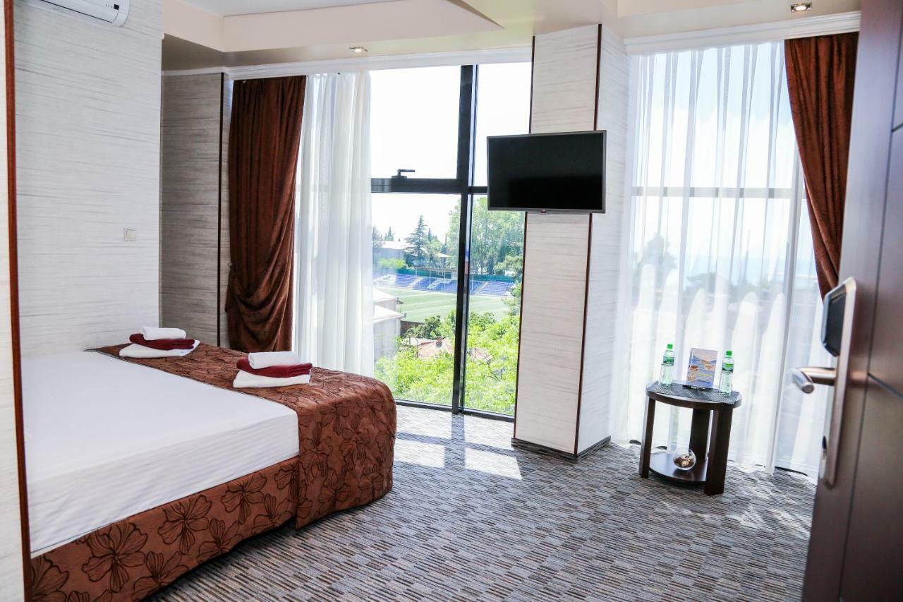 Grand Hotel Gagra Exterior foto