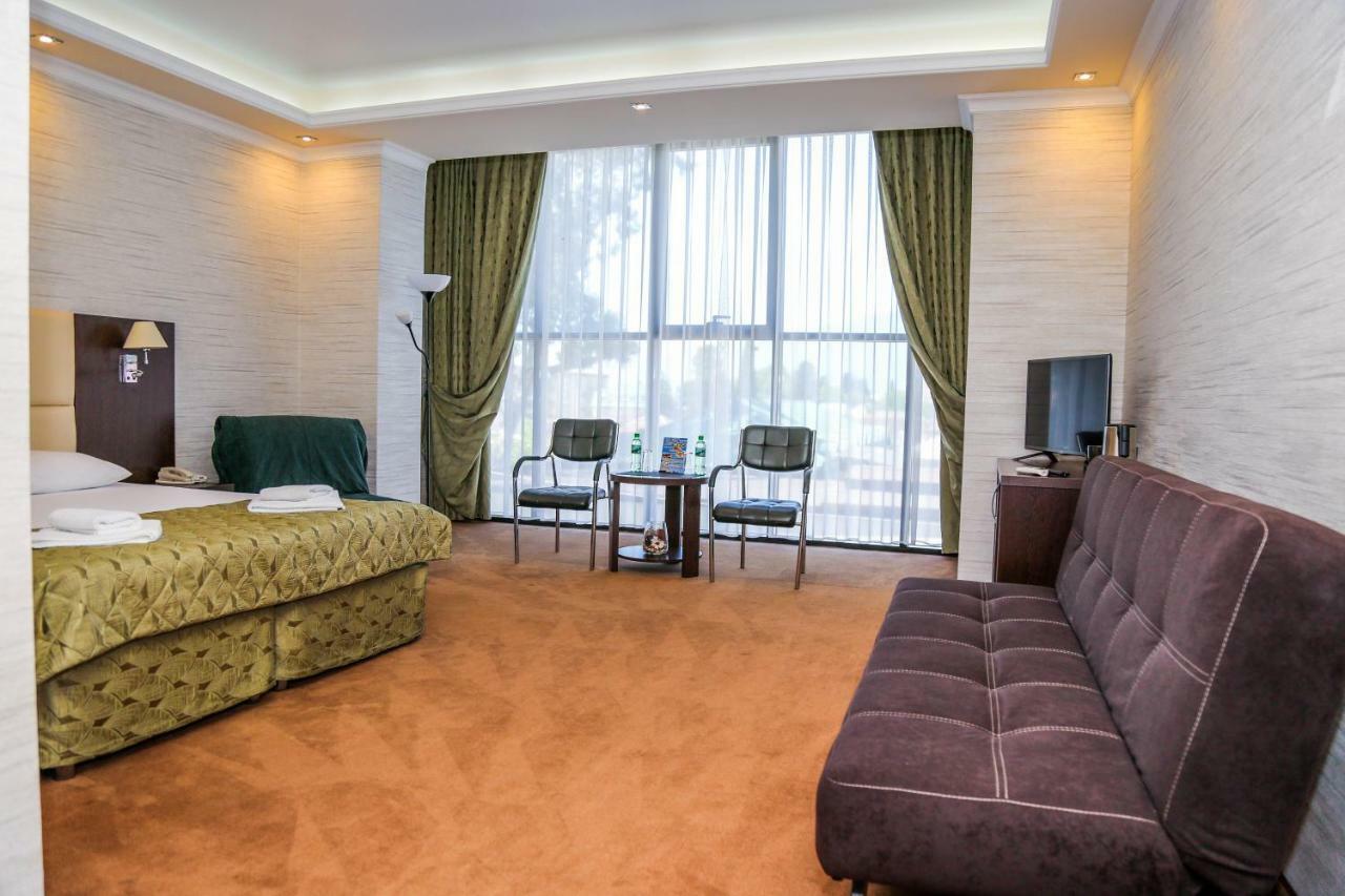 Grand Hotel Gagra Exterior foto